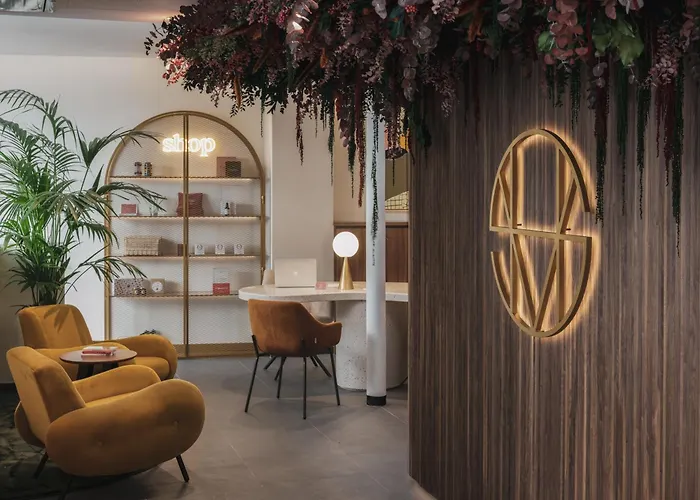 Paris Hotels With Amazing Views