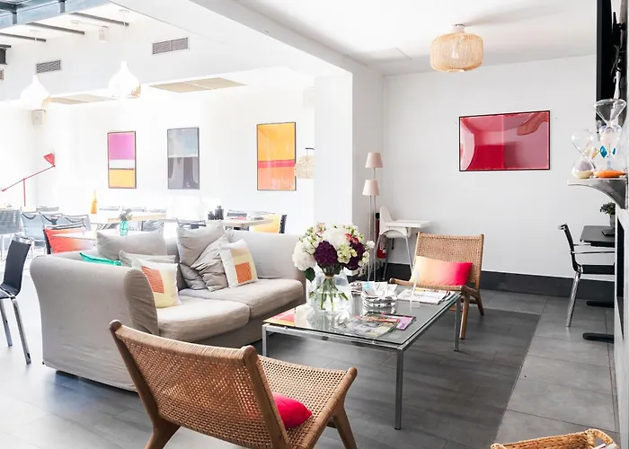 Pet friendly Porte De Versailles Hotel Paris