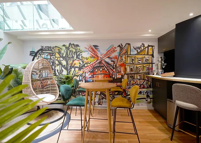 Hotel Le Montmartre Saint Pierre Paris