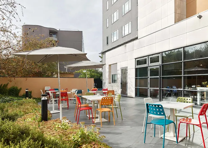 Roissy-en-France hotels near Goussainville Vieux-Pays