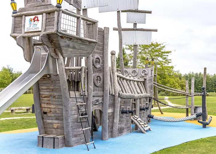 Magny-le-Hongre hotels near Disney Village