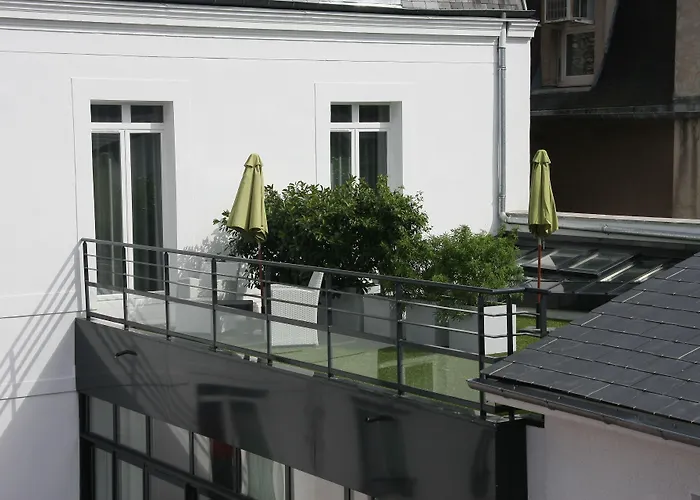 Provins Hotels