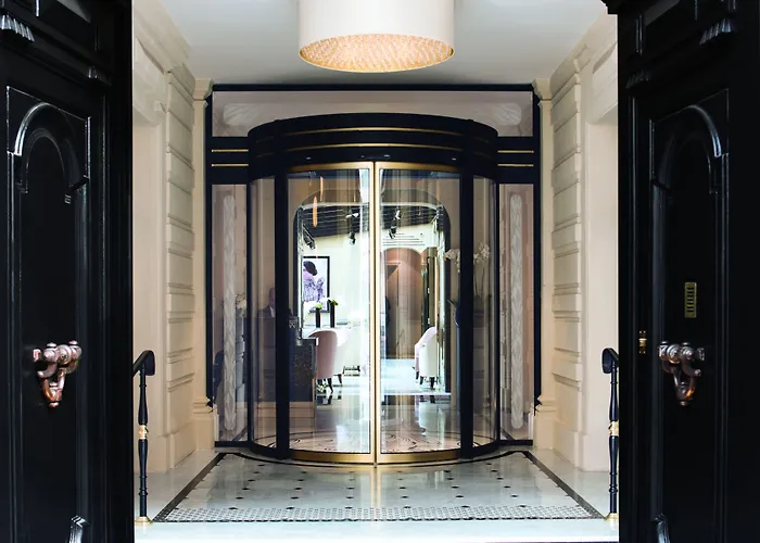 Le Narcisse Blanc Hotel Paris