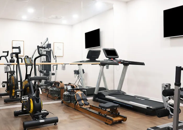 Clamart Hotels