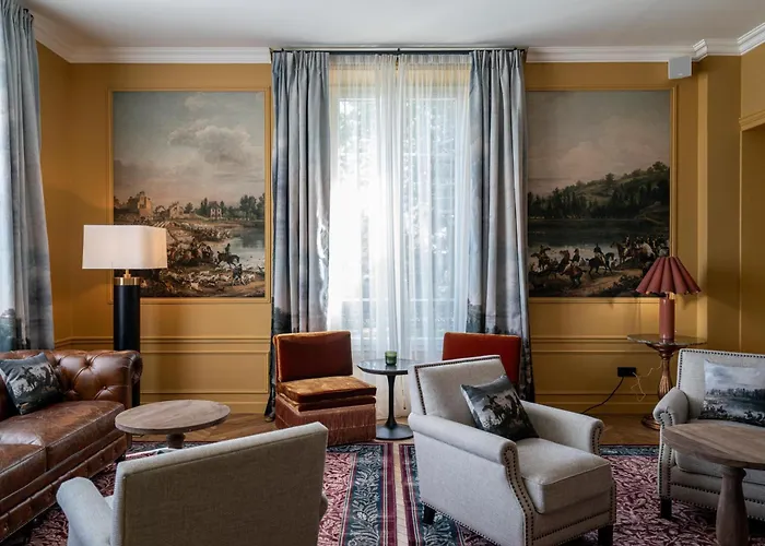 Bievres Hotels