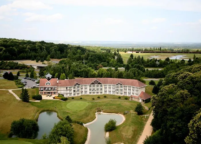Luzarches Hotels