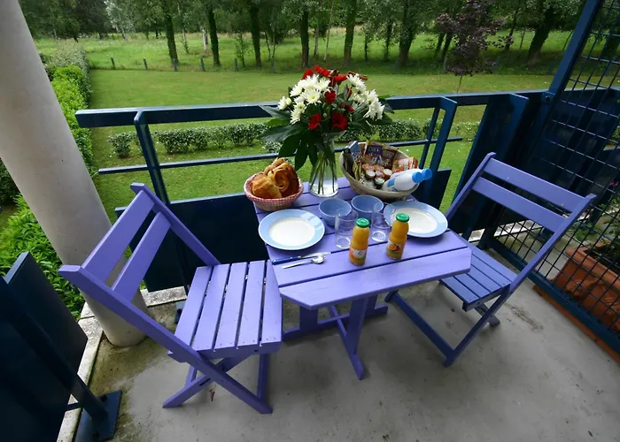 Chevreuse Hotels