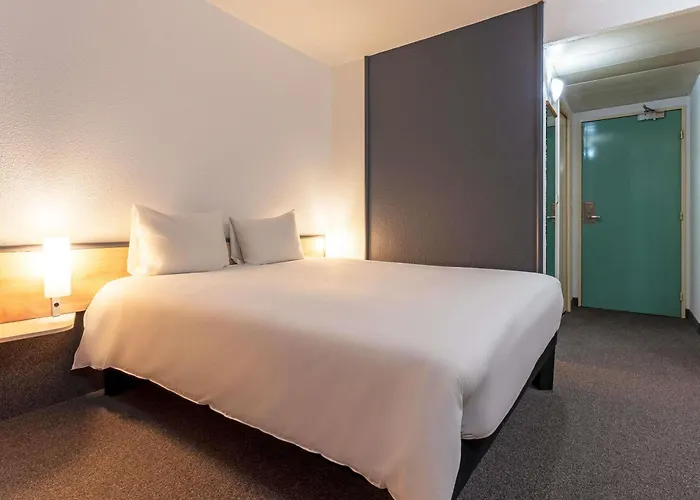 Ibis Paris Pantin Eglise Hotel