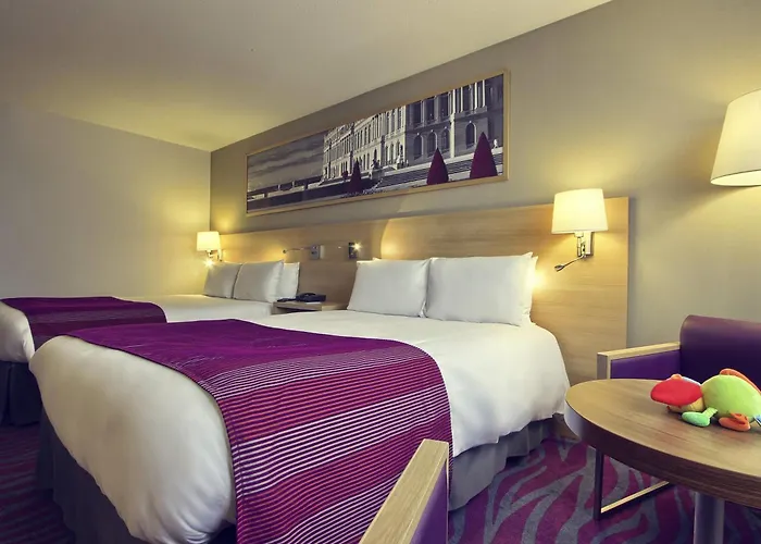 Velizy-Villacoublay Hotels