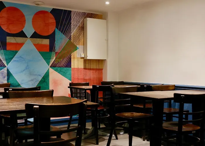 Paris Hostels