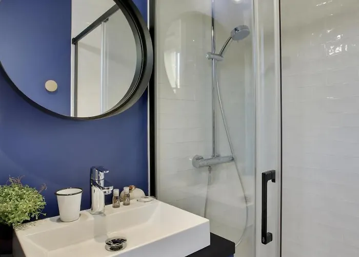 L'Alcove Royale Apartment Versailles